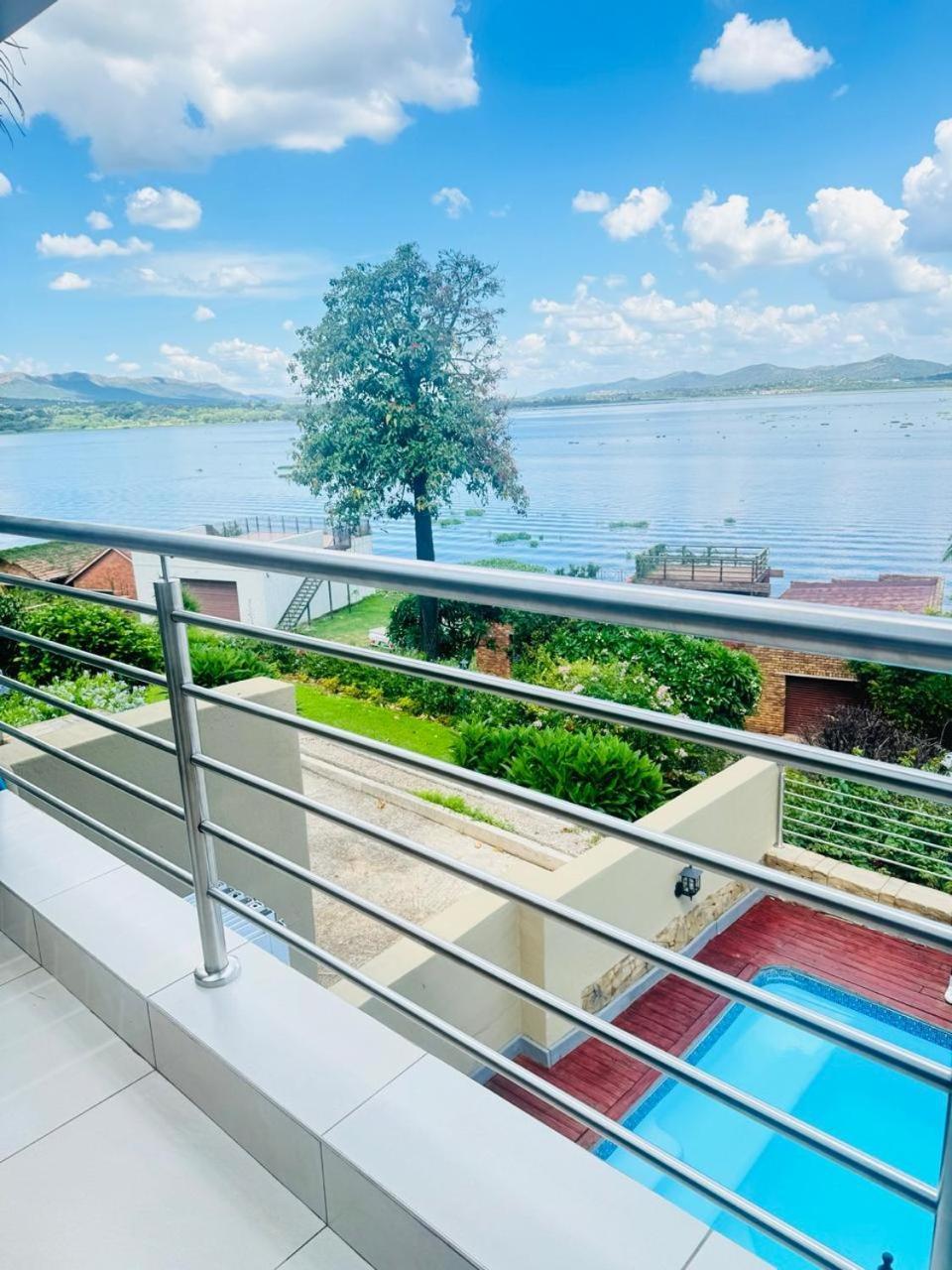 The Holiday House Harties Hartbeespoort Eksteriør billede