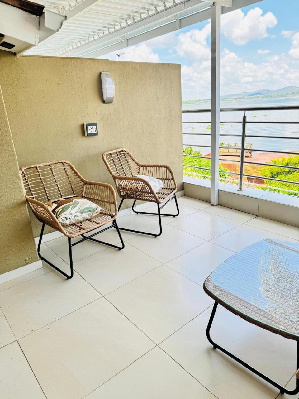 The Holiday House Harties Hartbeespoort Eksteriør billede